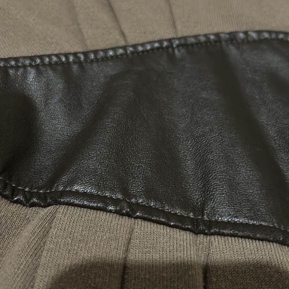 Brown dress - Picture 3 of 4